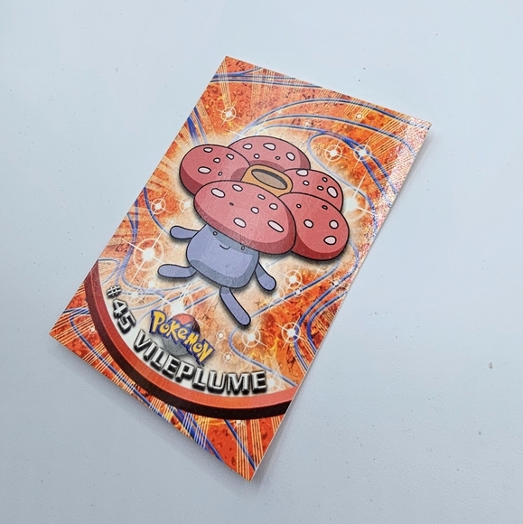 Pokemon 1999 TOPPS Vileplume #45 Blue Logo TV Animation Edition Card - Picture 2 of 4